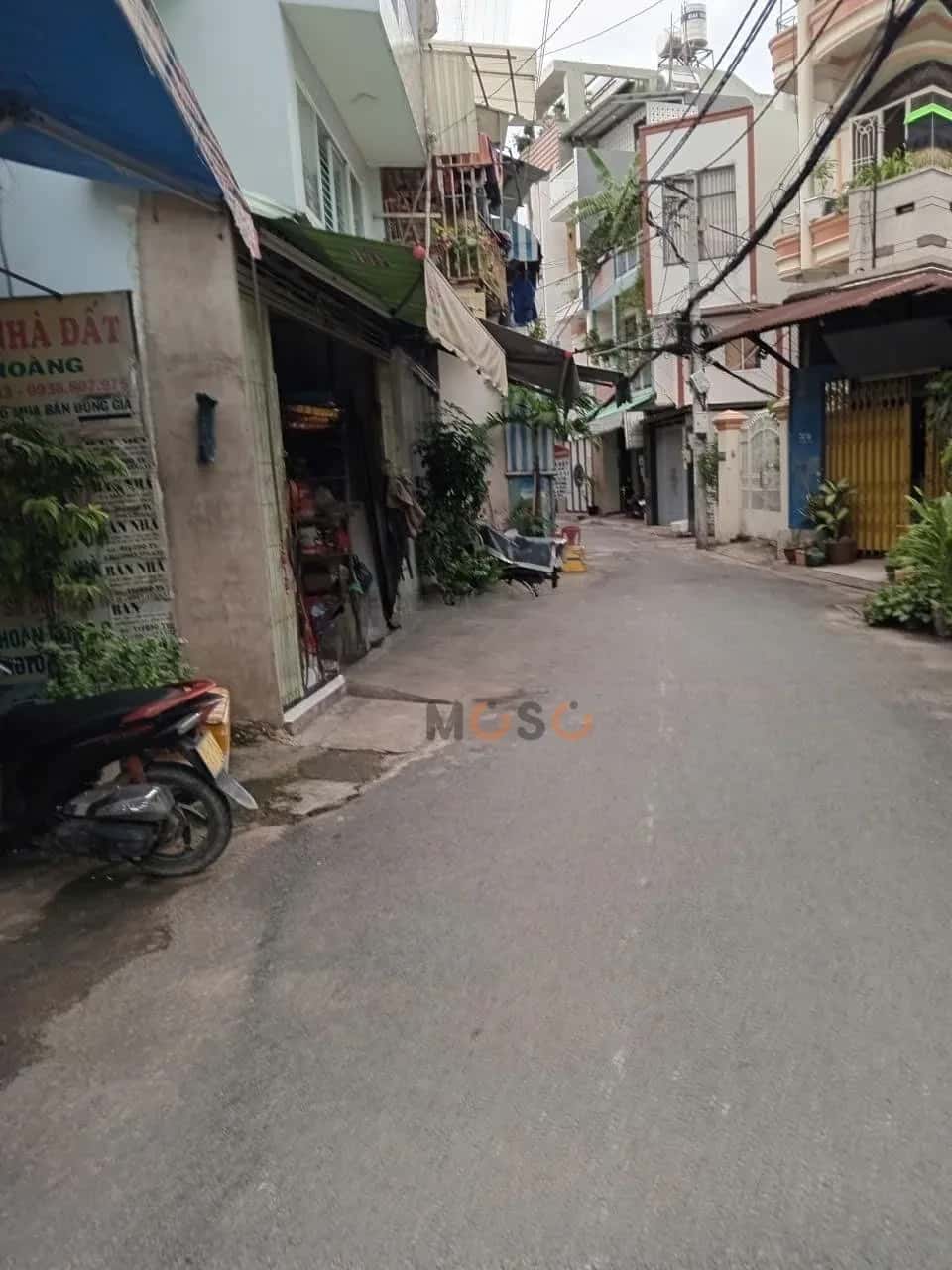 Cho thuê nhà hẻm Lạc Long Quân Quận Tân Bình, Ho Chi Minh – 2 phòng ngủ, giá 5 triệu — Hình 3