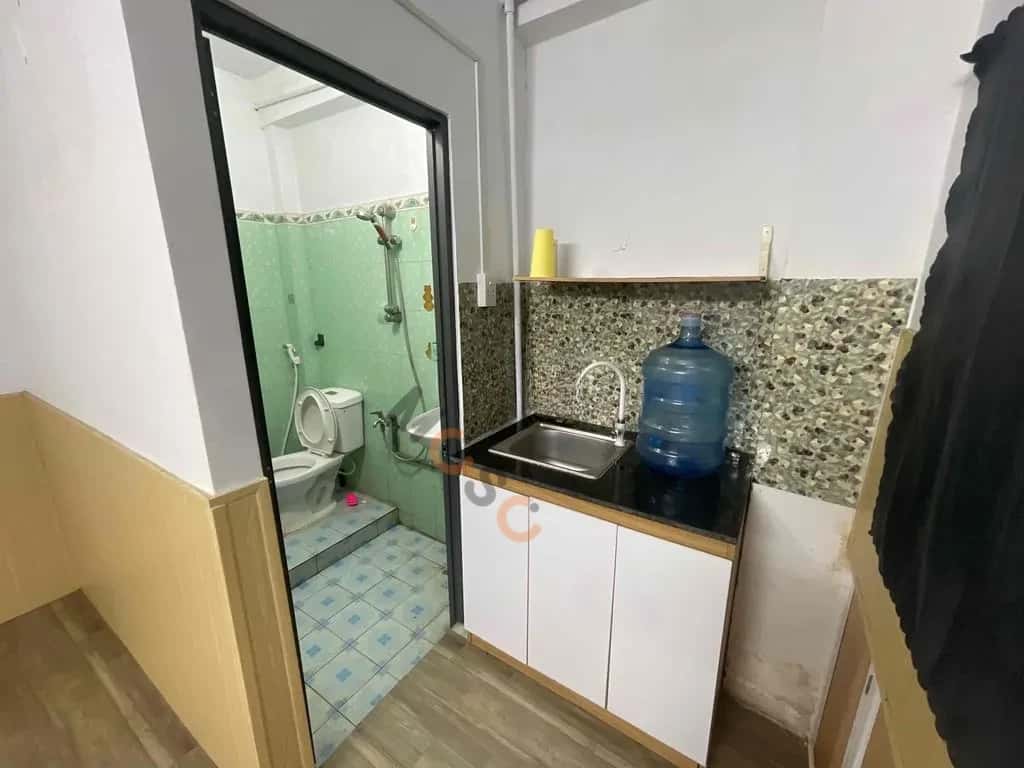 Cho thuê phòng trọ Đinh Tiên Hoàng Quận Bình Thạnh, TP.HCM – 2 phòng ngủ, giá 3.5 triệu