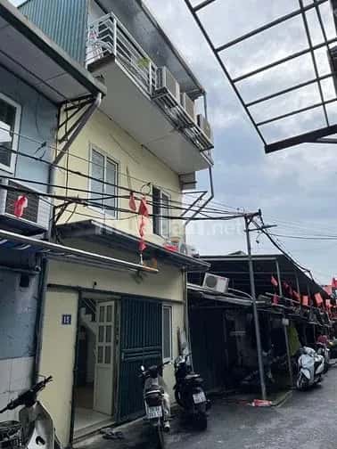 Cho thuê nhà hẻm Đường Âu Cơ Tây Hồ, Hà Nội – giá 12 triệu — Hình 2 Cho thuê nhà hẻm Đường Âu Cơ Tây Hồ, Hà Nội – giá 12 triệu — Hình 2