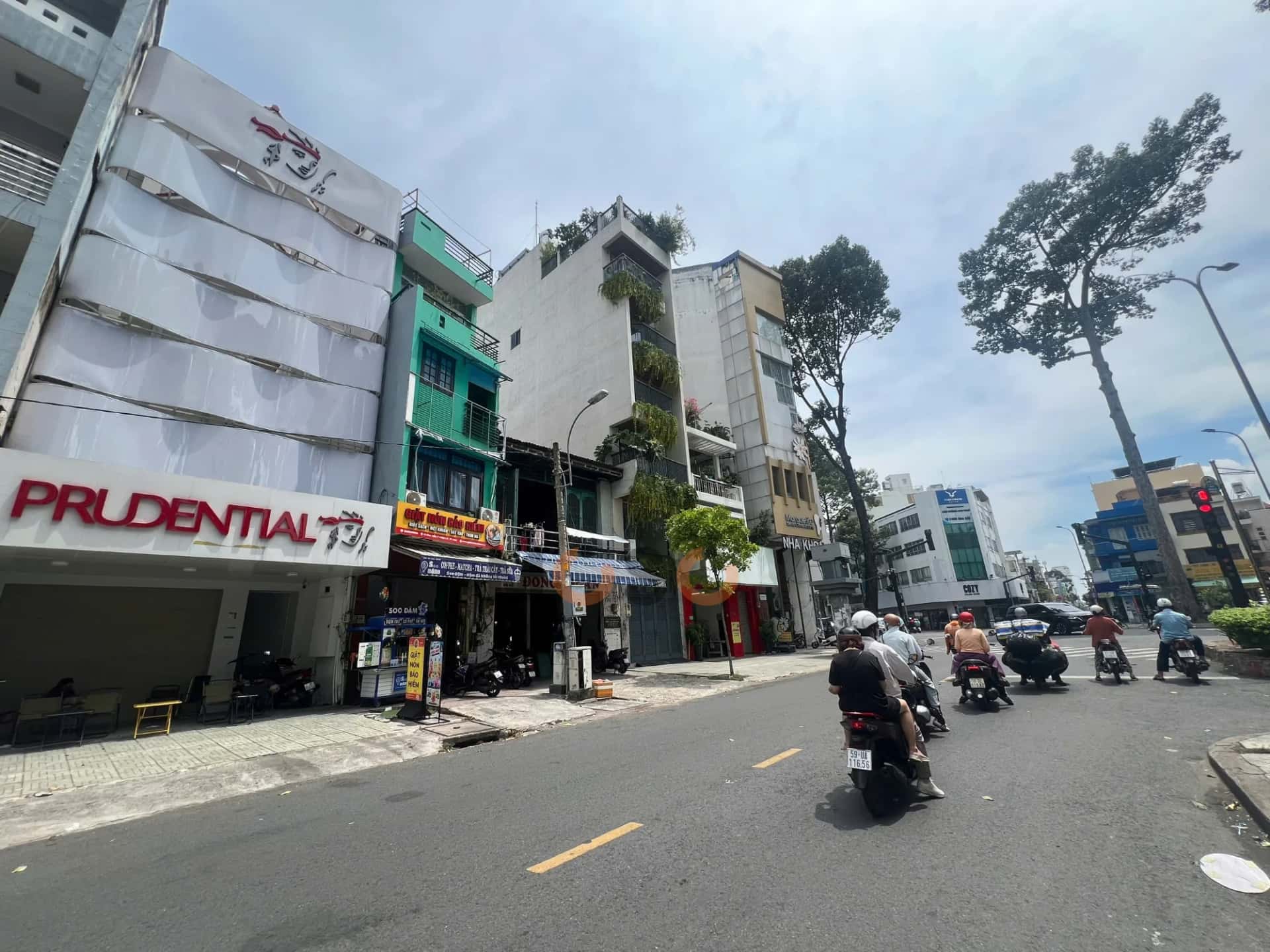 Cho thuê nhà mặt tiền Vinh Viễn Quận 10, TP.HCM – 1 phòng ngủ, giá 60 triệu — Hình 2 Cho thuê nhà mặt tiền Vinh Viễn Quận 10, TP.HCM – 1 phòng ngủ, giá 60 triệu — Hình 2