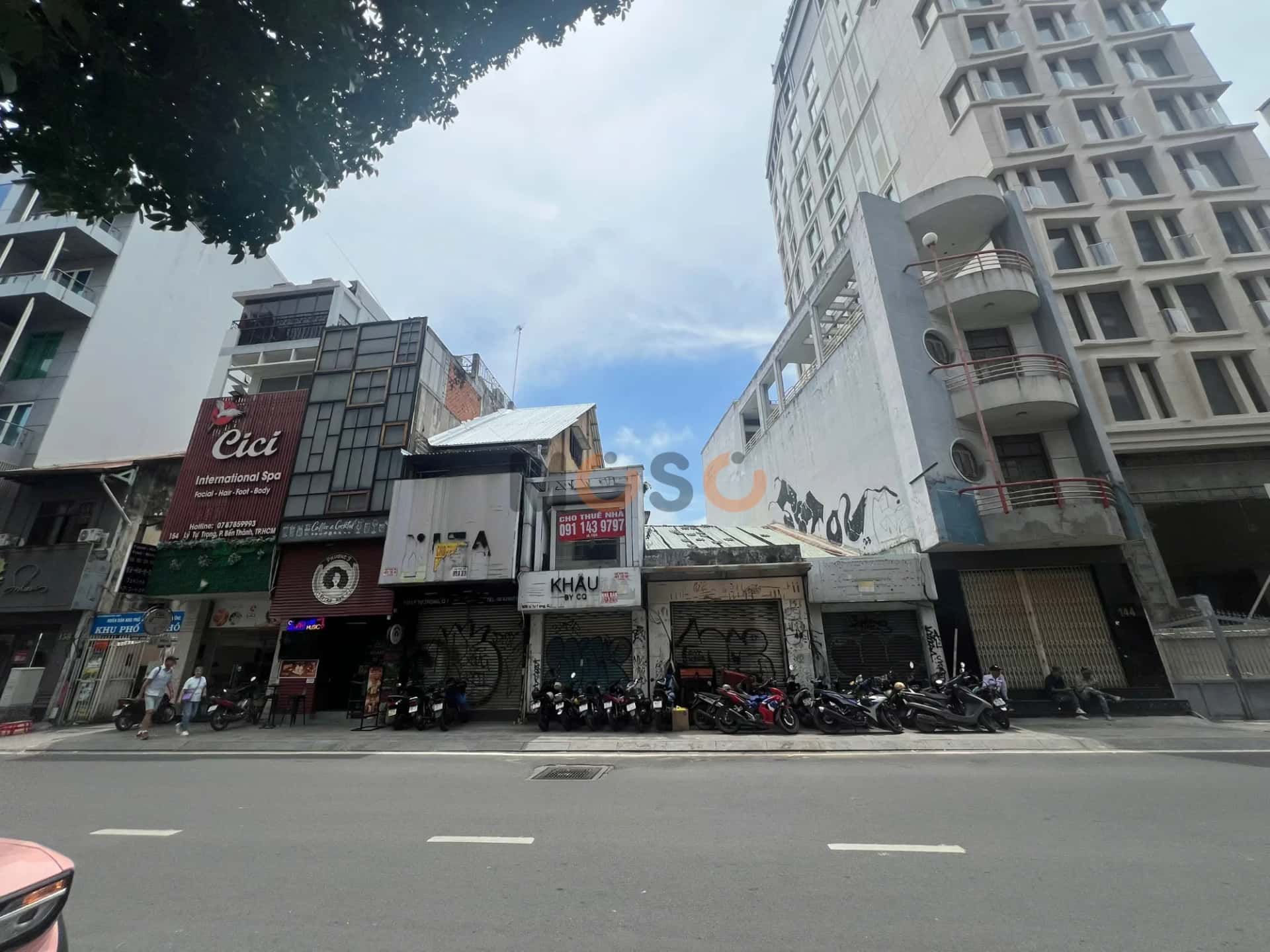 Cho thuê nhà mặt tiền Lý Tự Trọng Quận 1, TP.HCM – 1 phòng ngủ, giá 200 triệu