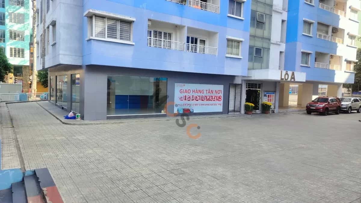 Cho thuê nhà mặt tiền Đường Nguyễn Chí Thanh Quận 5, TP.HCM – giá 100 triệu — Hình 2 Cho thuê nhà mặt tiền Đường Nguyễn Chí Thanh Quận 5, TP.HCM – giá 100 triệu — Hình 2