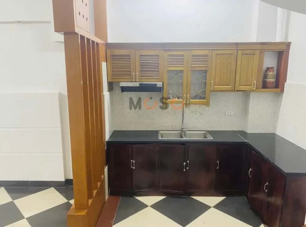 Cho thuê nhà hẻm Đường Nguyễn Khánh Toàn Cầu Giấy, Hà Nội – 3 phòng ngủ, giá 13 triệu — Hình 2 Cho thuê nhà hẻm Đường Nguyễn Khánh Toàn Cầu Giấy, Hà Nội – 3 phòng ngủ, giá 13 triệu — Hình 2