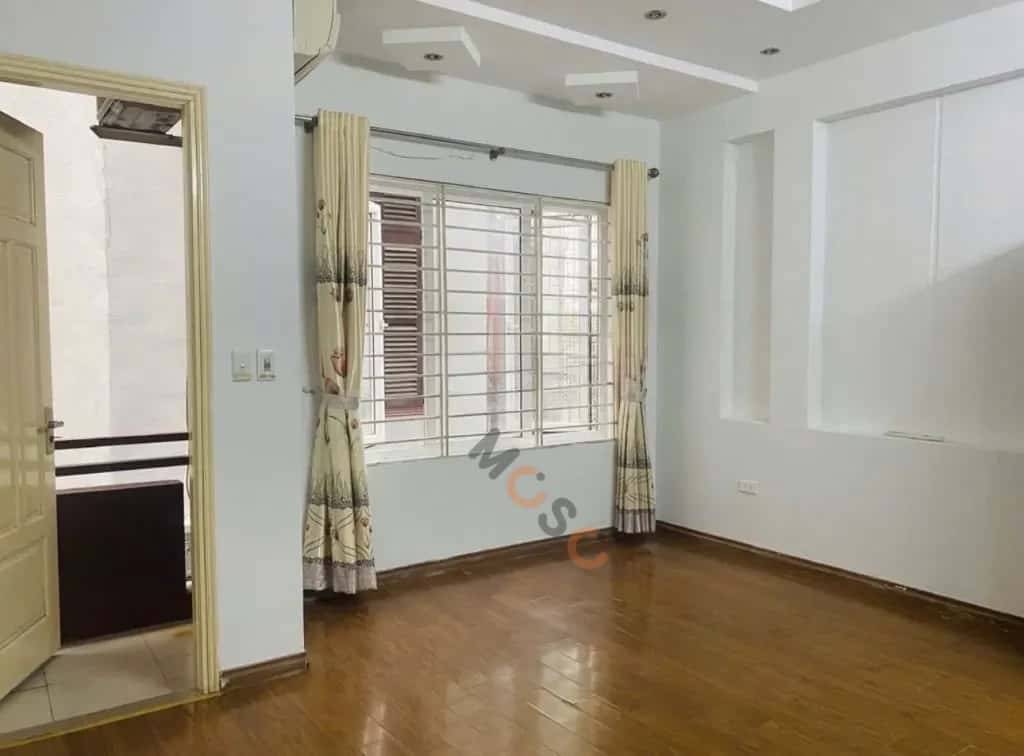 Cho thuê nhà hẻm Đường Nguyễn Khánh Toàn Cầu Giấy, Hà Nội – 3 phòng ngủ, giá 13 triệu — Hình 3 Cho thuê nhà hẻm Đường Nguyễn Khánh Toàn Cầu Giấy, Hà Nội – 3 phòng ngủ, giá 13 triệu — Hình 3