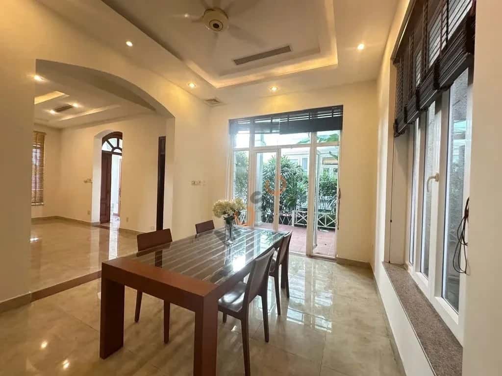 Cho thuê nhà hẻm Hoàng Dư Khương Quận 10, TP.HCM – 5 phòng ngủ, giá 20 triệu — Hình 3