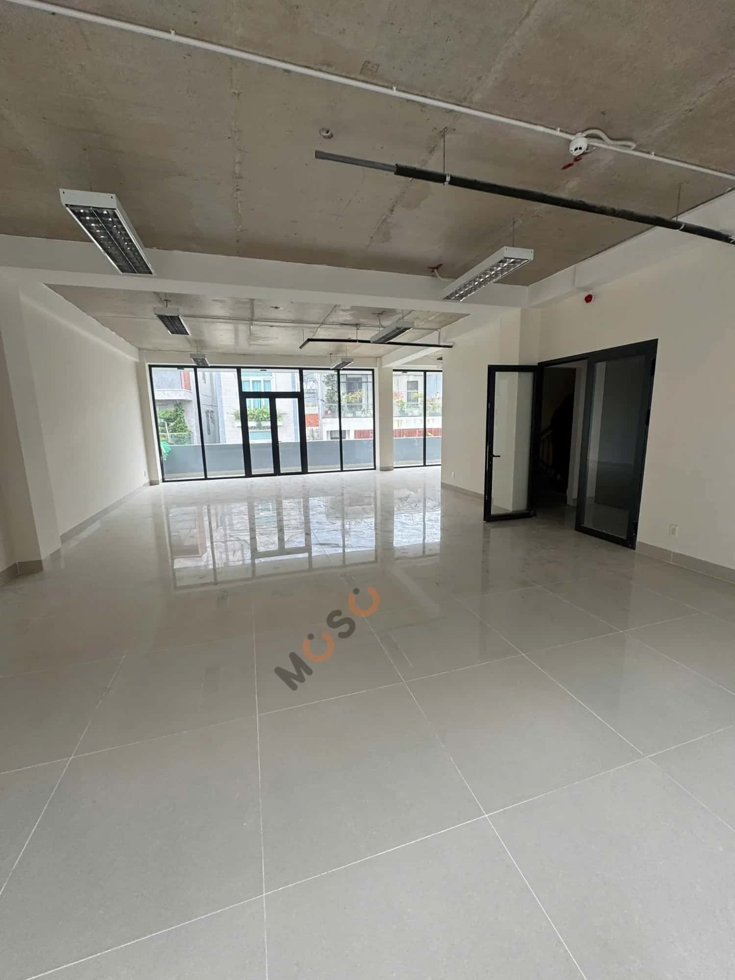 Cho thuê nhà mặt tiền Cách Mạng Tháng 8 Quận Tân Bình, TP.HCM – 1 phòng ngủ, giá 80 triệu — Hình 3