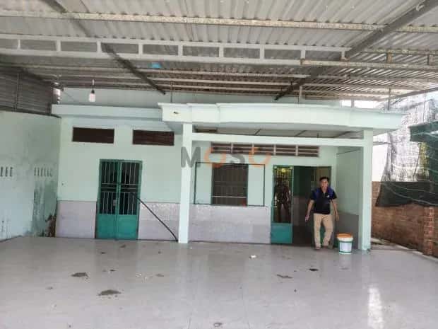 Cho thuê nhà hẻm Đường Cách Mạng Tháng Tám Phú Quốc, An Giang – 4 phòng ngủ, giá 10 triệu