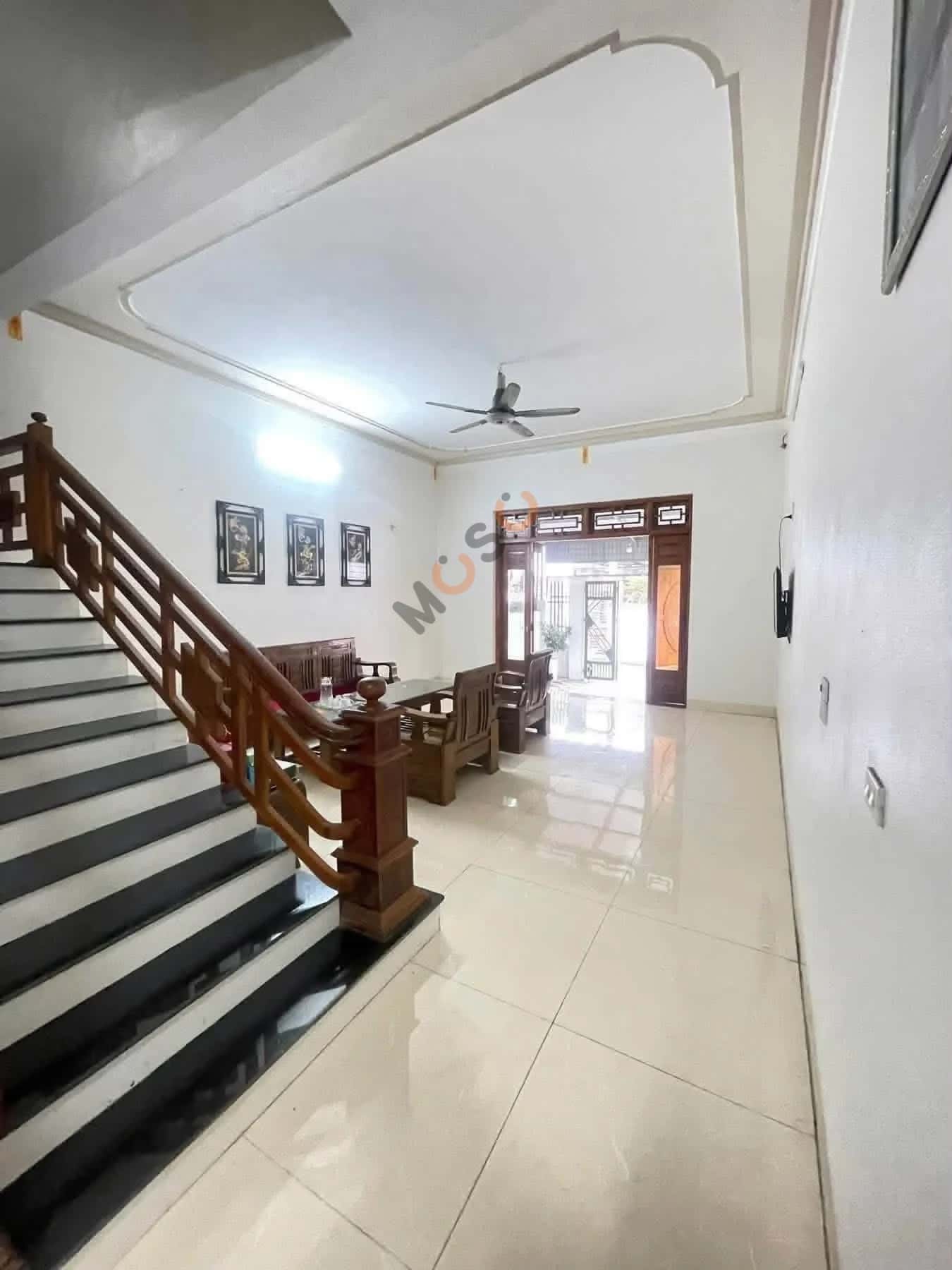 Bán nhà mặt tiền Xóm Chùa Thành phố Vĩnh Yên, Vĩnh Phúc – 3 phòng ngủ, giá 3.3 tỷ