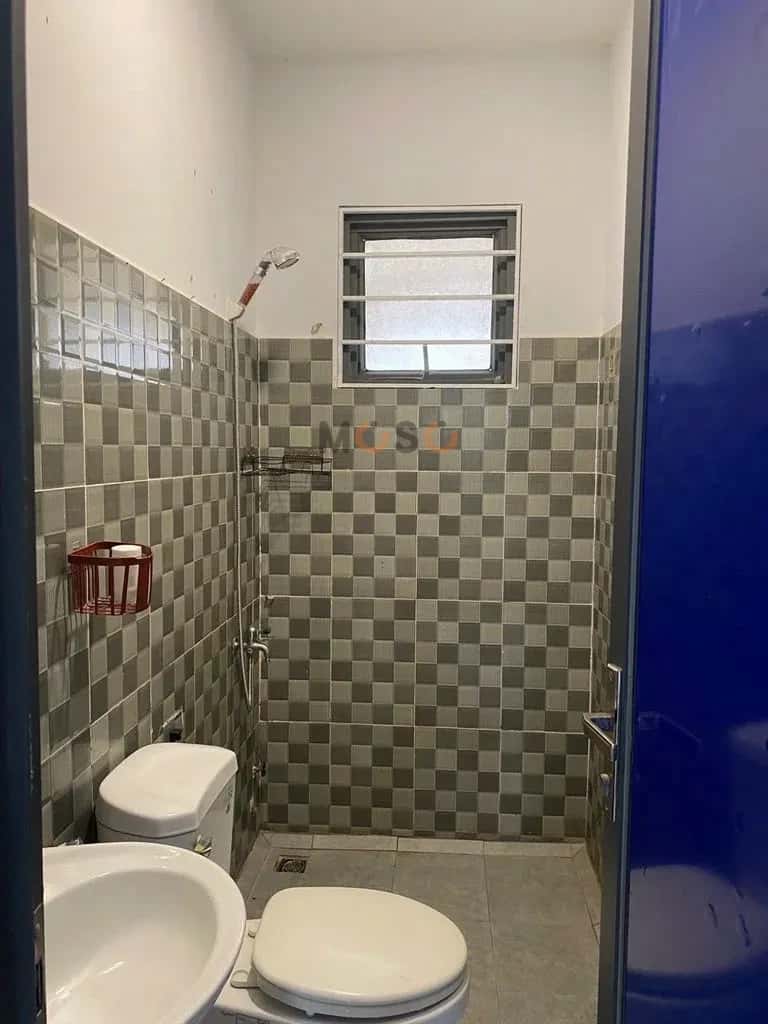 Cho thuê nhà hẻm Thị xã Bến Cát, Ho Chi Minh – 3 phòng ngủ, giá 5 triệu — Hình 3 Cho thuê nhà hẻm Thị xã Bến Cát, Ho Chi Minh – 3 phòng ngủ, giá 5 triệu — Hình 3