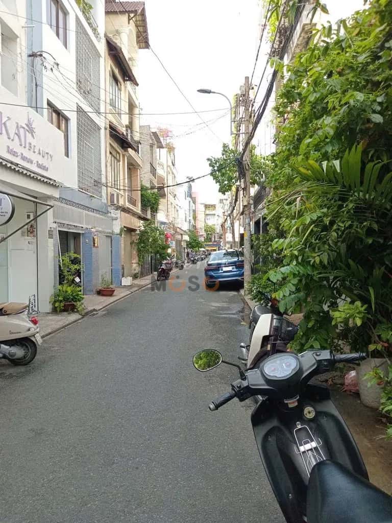 Cho thuê nhà hẻm Đường Cao Thắng Quận 3, TP.HCM – 5 phòng ngủ, giá 20 triệu — Hình 2 Cho thuê nhà hẻm Đường Cao Thắng Quận 3, TP.HCM – 5 phòng ngủ, giá 20 triệu — Hình 2