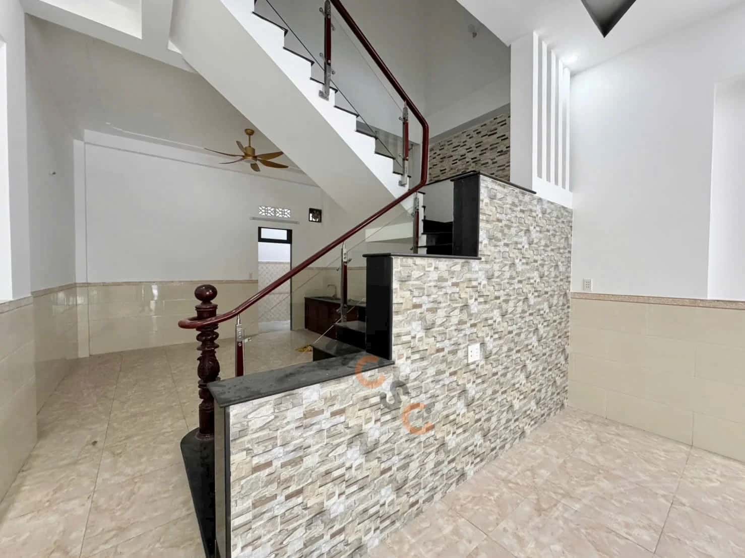 Bán nhà mặt tiền Đoàn Thị Kia Thành phố Dĩ An, Bình Dương – 2 phòng ngủ, giá 5.4 tỷ - ảnh 7