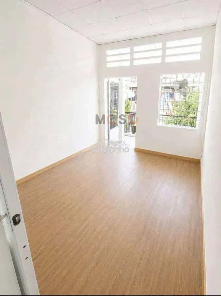 Cho thuê nhà hẻm Đường Nguyễn Kiệm Quận Phú Nhuận, TP.HCM – 2 phòng ngủ, giá 10 triệu — Hình 2 Cho thuê nhà hẻm Đường Nguyễn Kiệm Quận Phú Nhuận, TP.HCM – 2 phòng ngủ, giá 10 triệu — Hình 2