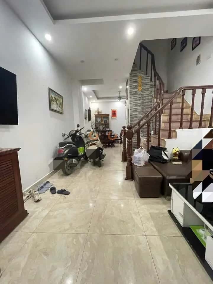 Cho thuê nhà hẻm Phố Phạm Tuấn Tài Cầu Giấy, Hà Nội – 5 phòng ngủ, giá 13.5 triệu Cho thuê nhà hẻm Phố Phạm Tuấn Tài Cầu Giấy, Hà Nội – 5 phòng ngủ, giá 13.5 triệu