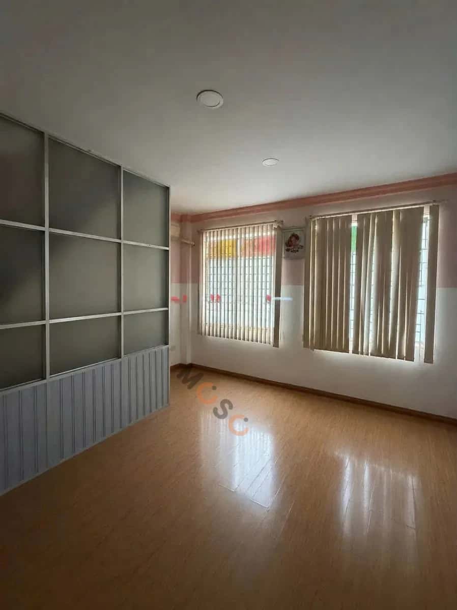 Cho thuê nhà hẻm Bạch Mã Quận 10, TP.HCM – 3 phòng ngủ, giá 19 triệu — Hình 3