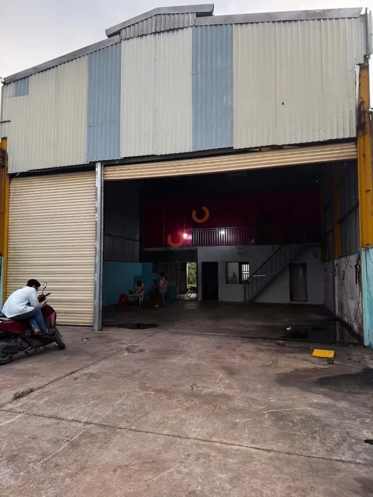 Cho thuê kho, nhà xưởng Hương lộ 2 Huyện Củ Chi, TP.HCM – 3 phòng ngủ, giá 15 triệu — Hình 2