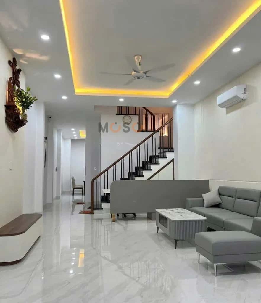 Cho thuê nhà mặt tiền Đường Lê Trọng Tấn Quận Tân Phú, TP.HCM – 5 phòng ngủ, giá 16 triệu — Hình 2 Cho thuê nhà mặt tiền Đường Lê Trọng Tấn Quận Tân Phú, TP.HCM – 5 phòng ngủ, giá 16 triệu — Hình 2