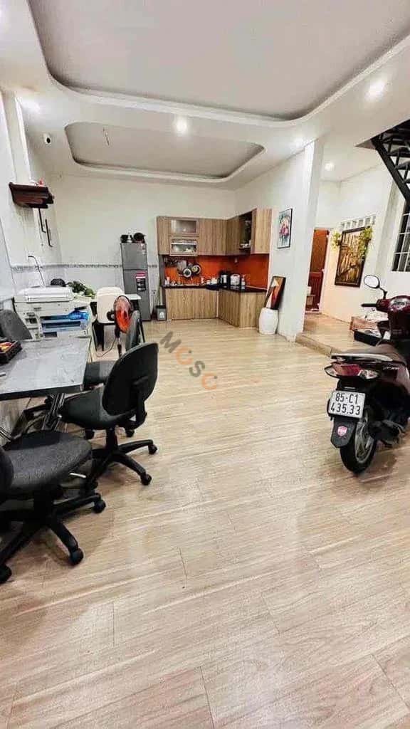 Cho thuê nhà hẻm Đường Lũy Bán Bích Tân Phú, TP.HCM – 2 phòng ngủ, giá 10 triệu — Hình 2
