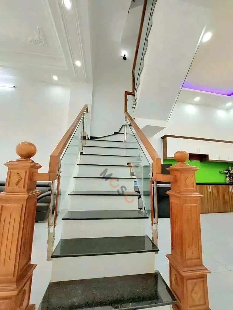 Cho thuê nhà mặt tiền Trịnh Đình Trọng Quận Tân Phú, TP.HCM – 5 phòng ngủ, giá 18.5 triệu — Hình 3