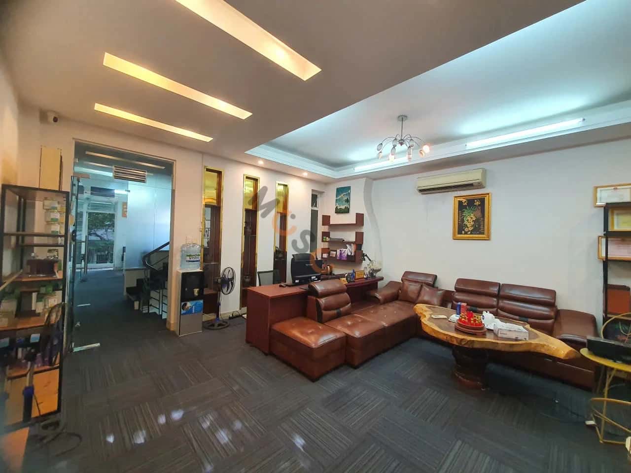 Bán nhà mặt tiền đường C1 Quận Tân Bình, TP.HCM – 8 phòng ngủ, giá 38 tỷ — Hình 2 Bán nhà mặt tiền đường C1 Quận Tân Bình, TP.HCM – 8 phòng ngủ, giá 38 tỷ — Hình 2