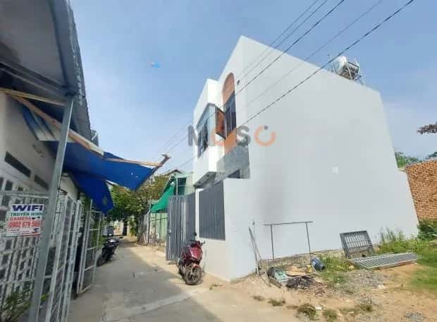 Cho thuê nhà hẻm Hoàng Hữu Nam Thành phố Thủ Đức, TP.HCM – 2 phòng ngủ, giá 9 triệu — Hình 2
