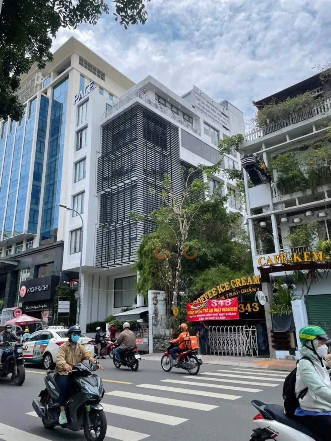 Bán nhà mặt tiền Nguyễn Trãi Quận 1, TP.HCM – 7 phòng ngủ, giá 170 tỷ — Hình 3