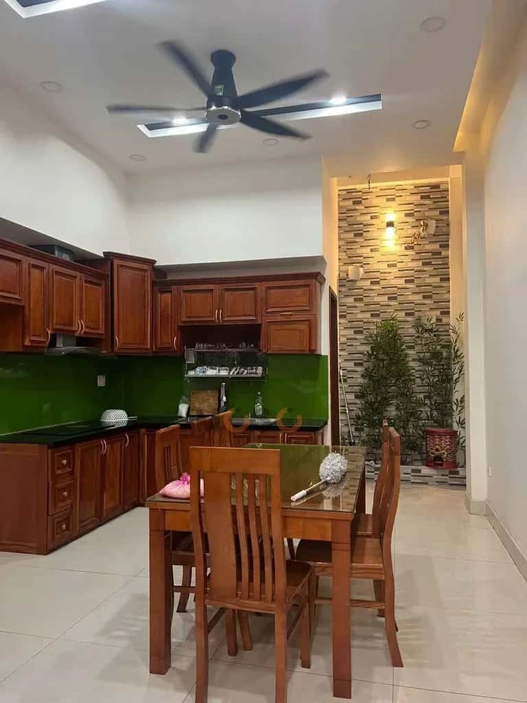 Bán nhà hẻm Quận 9 cũ, Ho Chi Minh – 4 phòng ngủ, giá 7.9 tỷ - ảnh 5