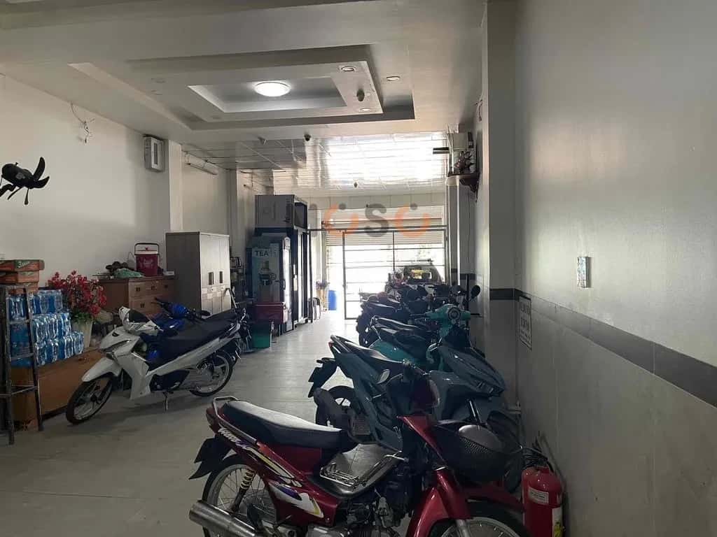 Bán nhà mặt tiền Hà Huy Giáp Quận 12, TP.HCM – 6 phòng ngủ, giá 13.8 tỷ
