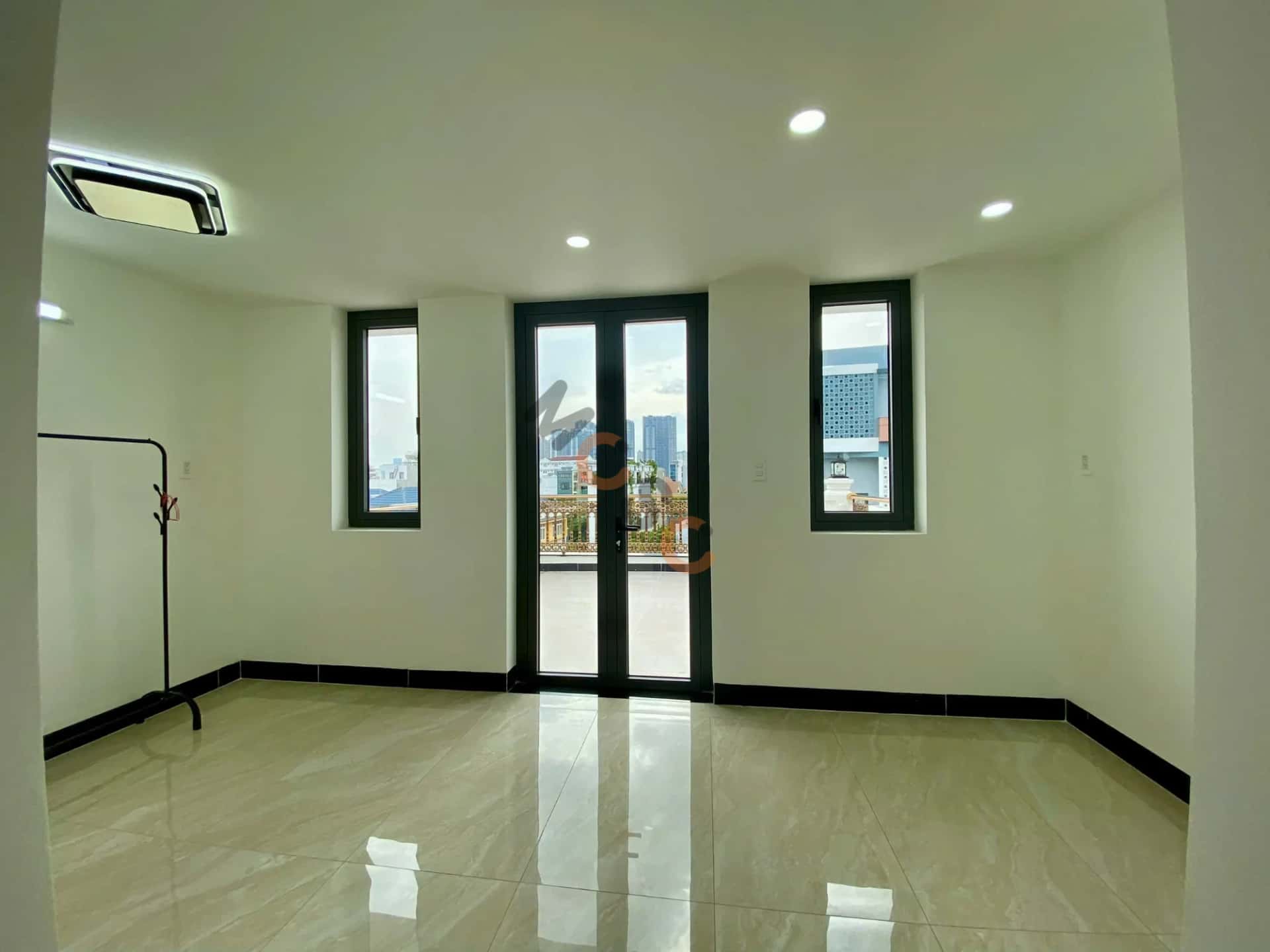 Bán nhà mặt tiền Thống Nhất Thành phố Thuận An, Bình Dương – 5 phòng ngủ, giá 7.7 tỷ - ảnh 5