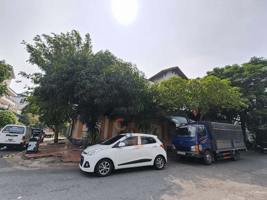 Cho thuê nhà hẻm Đường số 8 Bình Tân, TP.HCM – 4 phòng ngủ, giá 40 triệu — Hình 2