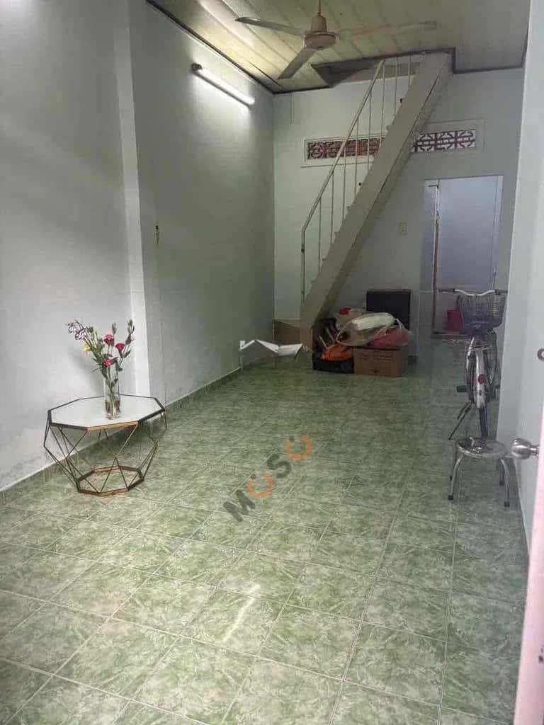Cho thuê nhà hẻm Trường Sa Quận Bình Thạnh, Ho Chi Minh – 2 phòng ngủ, giá 7.5 triệu — Hình 2