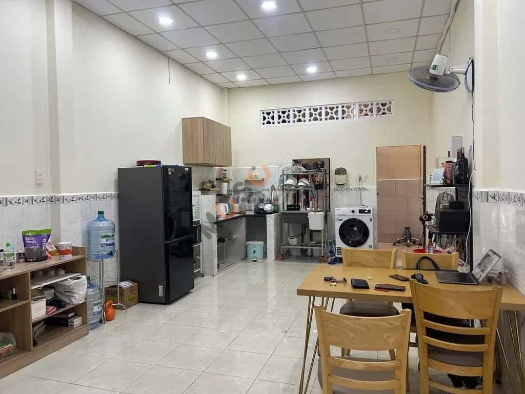 Cho thuê nhà hẻm Đường Phạm Văn Xảo Quận Tân Phú, TP.HCM – 2 phòng ngủ, giá 14 triệu — Hình 3
