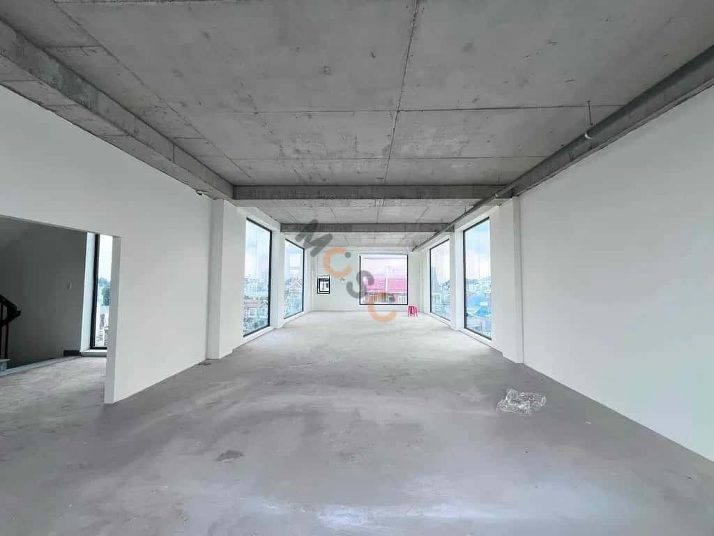 Cho thuê nhà mặt tiền Đường Hoàng Diệu 2 Thủ Đức, TP.HCM – 5 phòng ngủ, giá 210 triệu — Hình 3 Cho thuê nhà mặt tiền Đường Hoàng Diệu 2 Thủ Đức, TP.HCM – 5 phòng ngủ, giá 210 triệu — Hình 3