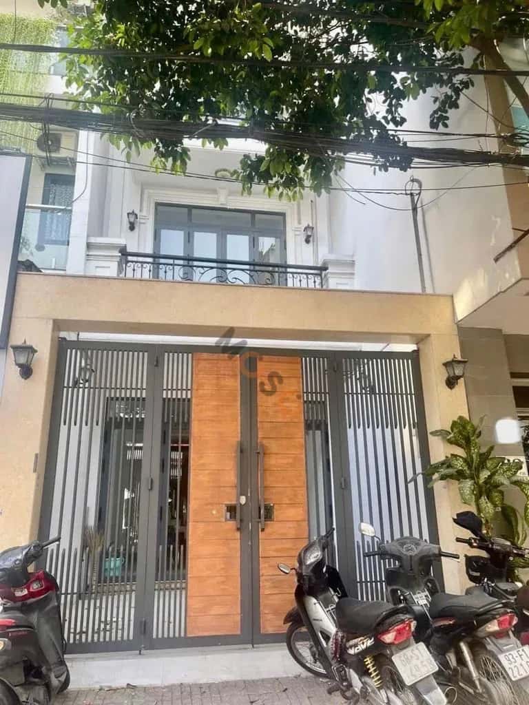 Cho thuê nhà hẻm Trần Quang Diệu Quận 3, TP.HCM – 3 phòng ngủ, giá 18 triệu