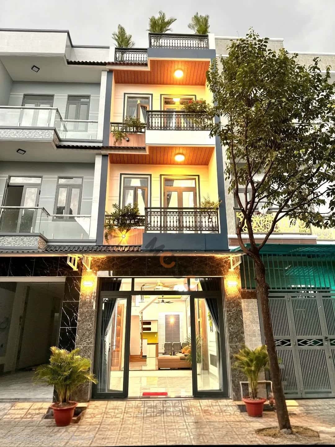 Bán nhà mặt tiền đường số 2 Thành phố Dĩ An, Bình Dương – 4 phòng ngủ, giá 5.8 tỷ Bán nhà mặt tiền đường số 2 Thành phố Dĩ An, Bình Dương – 4 phòng ngủ, giá 5.8 tỷ