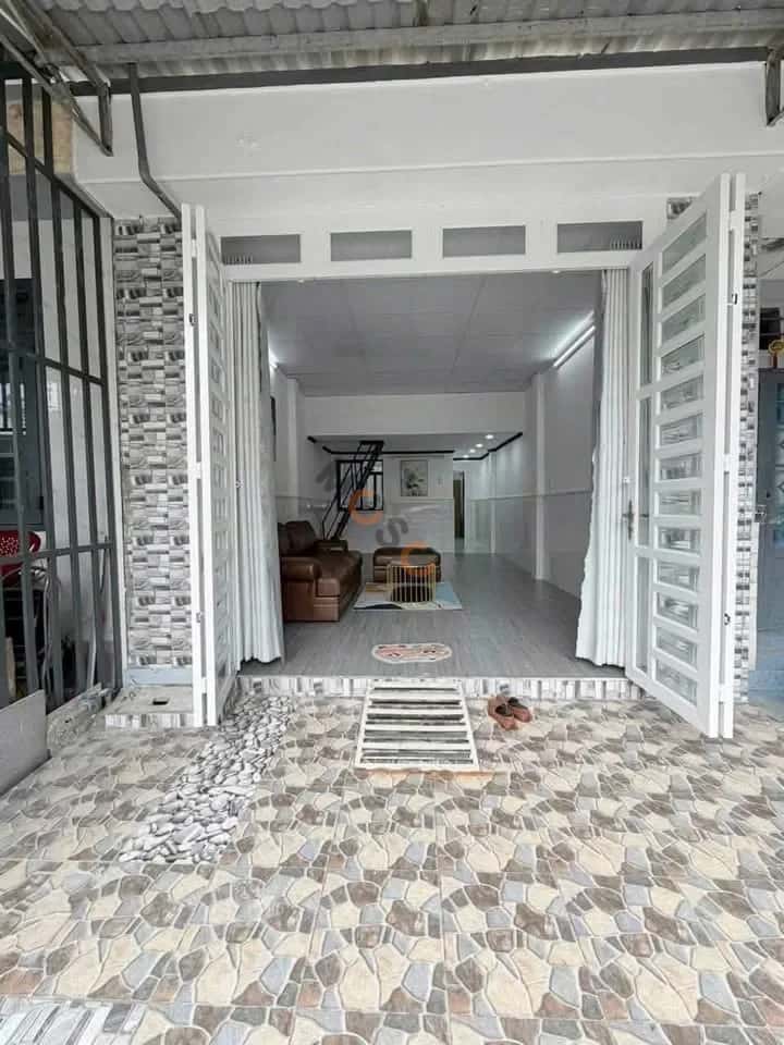 Bán nhà mặt tiền đường số 2 Thành phố Thủ Dầu Một, Bình Dương – 2 phòng ngủ, giá 2.7 tỷ — Hình 2 Bán nhà mặt tiền đường số 2 Thành phố Thủ Dầu Một, Bình Dương – 2 phòng ngủ, giá 2.7 tỷ — Hình 2