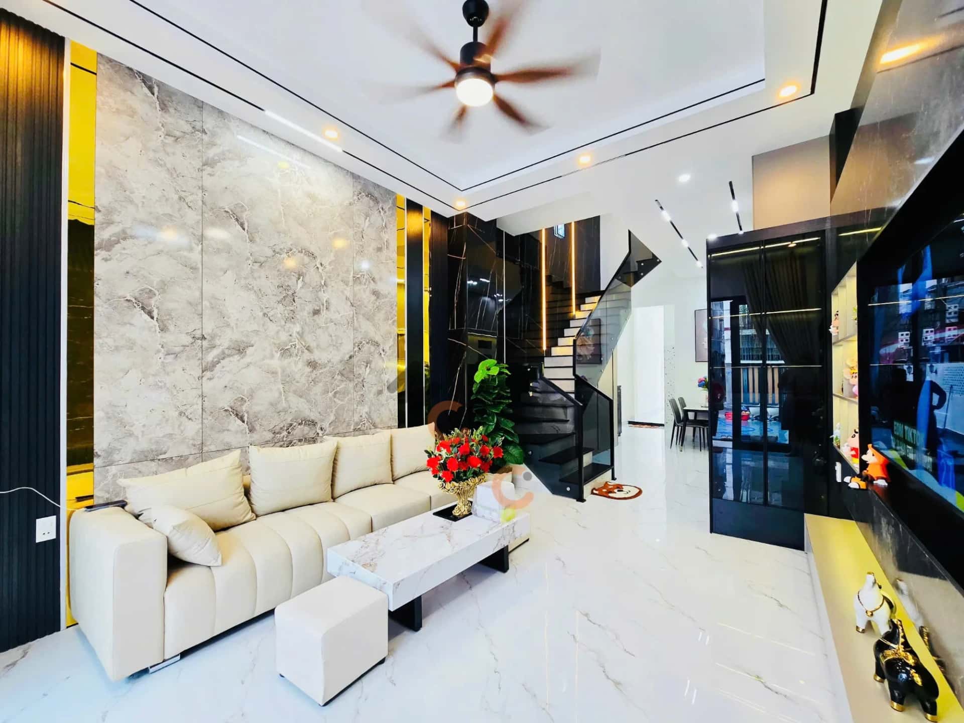 Bán nhà hẻm Trinh Đường Quận Cẩm Lệ, TP. Đà Nẵng – 3 phòng ngủ, giá 6 tỷ — Hình 2 Bán nhà hẻm Trinh Đường Quận Cẩm Lệ, TP. Đà Nẵng – 3 phòng ngủ, giá 6 tỷ — Hình 2