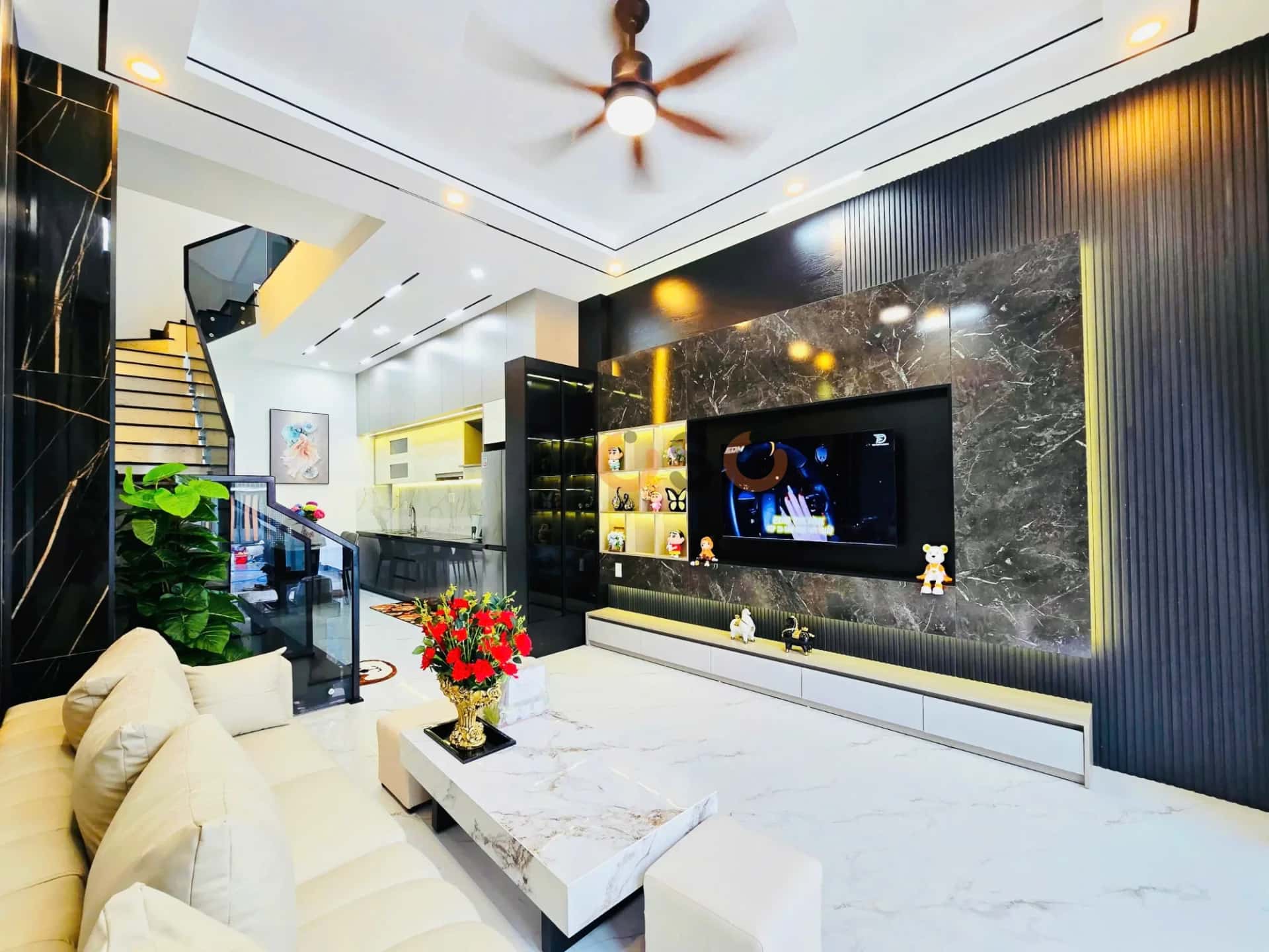 Bán nhà hẻm Trinh Đường Quận Cẩm Lệ, TP. Đà Nẵng – 3 phòng ngủ, giá 6 tỷ — Hình 3 Bán nhà hẻm Trinh Đường Quận Cẩm Lệ, TP. Đà Nẵng – 3 phòng ngủ, giá 6 tỷ — Hình 3