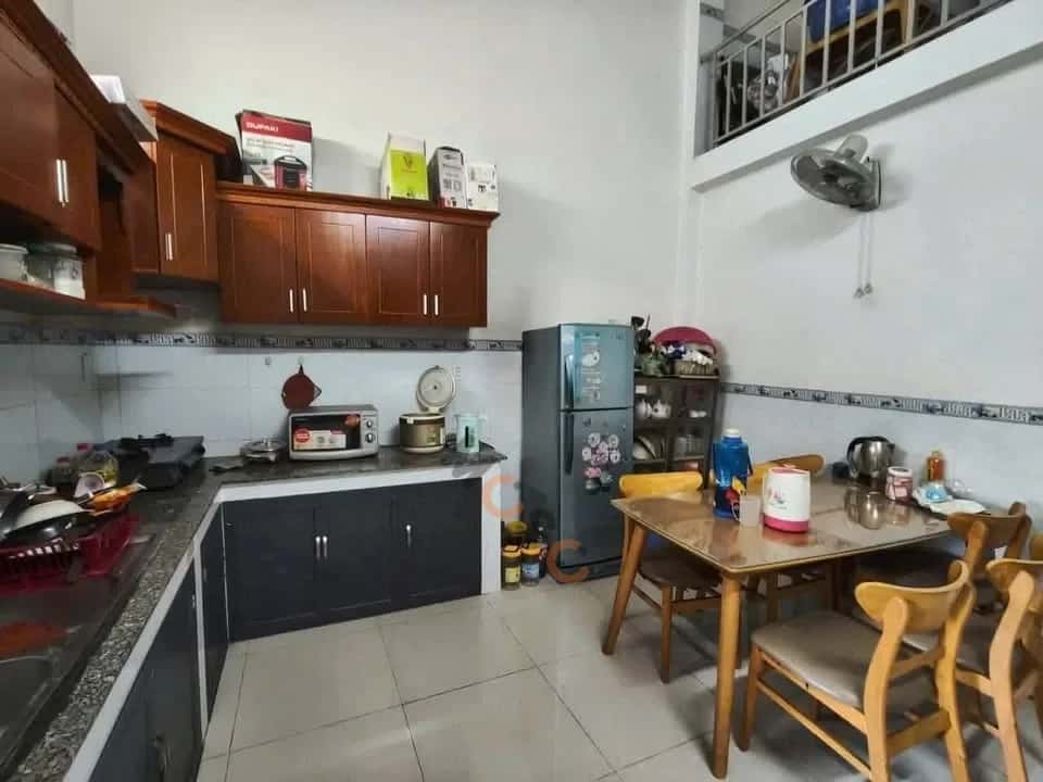 Bán nhà hẻm đường Nguyễn Đức Thuận  Thành phố Thủ Dầu Một, Bình Dương – 2 phòng ngủ, giá 2.3 tỷ — Hình 2