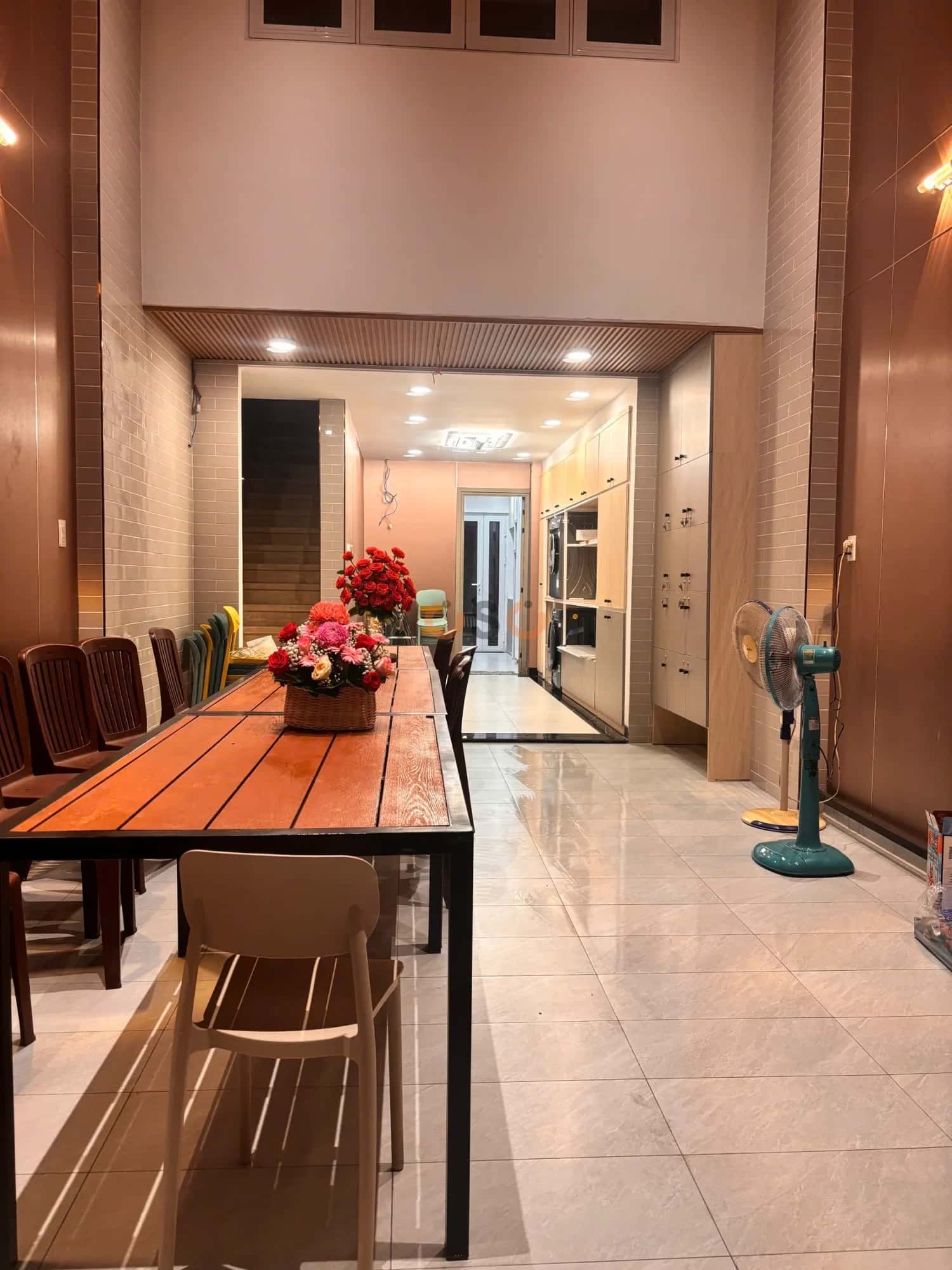 Bán nhà hẻm Tỉnh lộ 10 Quận Bình Tân, TP.HCM – 12 phòng ngủ, giá 8.8 tỷ — Hình 2