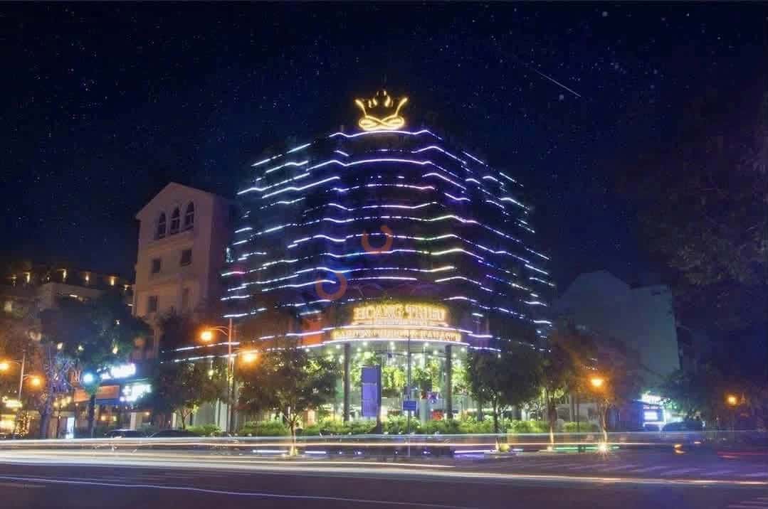 Bán nhà mặt tiền Lê Văn Thiêm & Bùi Bằng Đoàn Quận 7, TP.HCM – 1 phòng ngủ, giá 280 tỷ — Hình 2