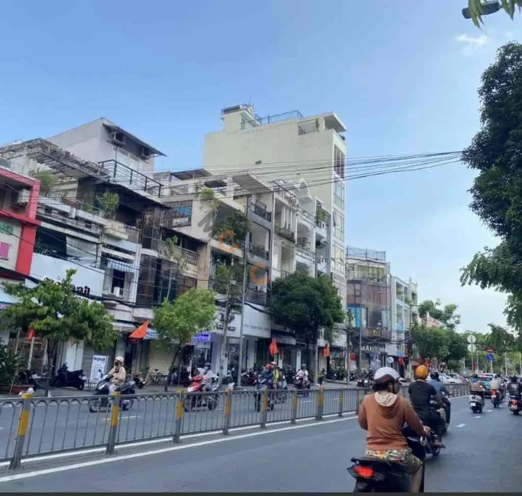 Cho thuê văn phòng Đường Hoàng Diệu Quận 4, TP.HCM – 7 phòng ngủ, giá 400 triệu — Hình 3