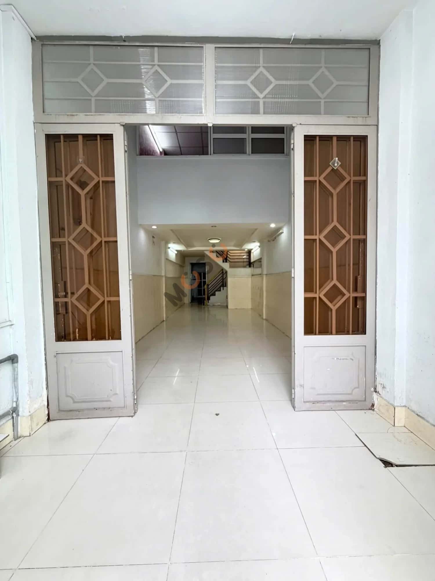 Bán nhà mặt tiền Hưng Phú Quận 8, TP.HCM – 5 phòng ngủ, giá 8 tỷ — Hình 2