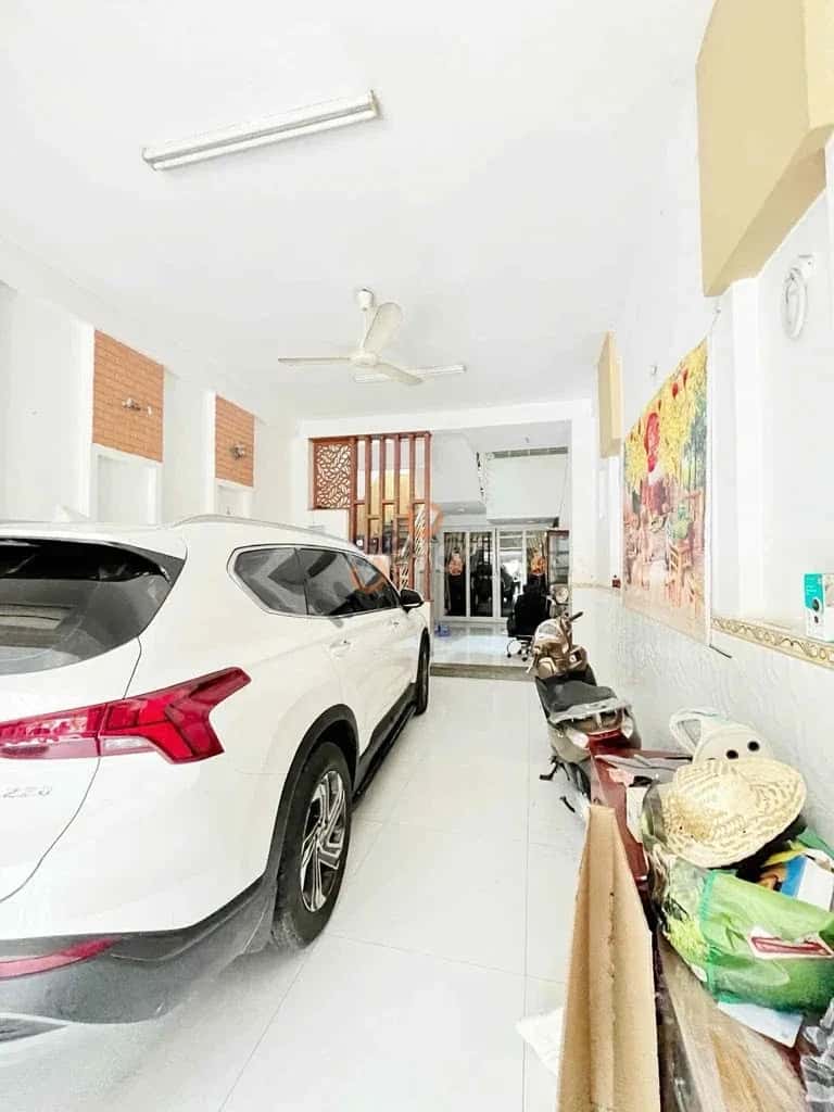 Cho thuê nhà mặt tiền Bình Tân, TP.HCM – 5 phòng ngủ, giá 20 triệu