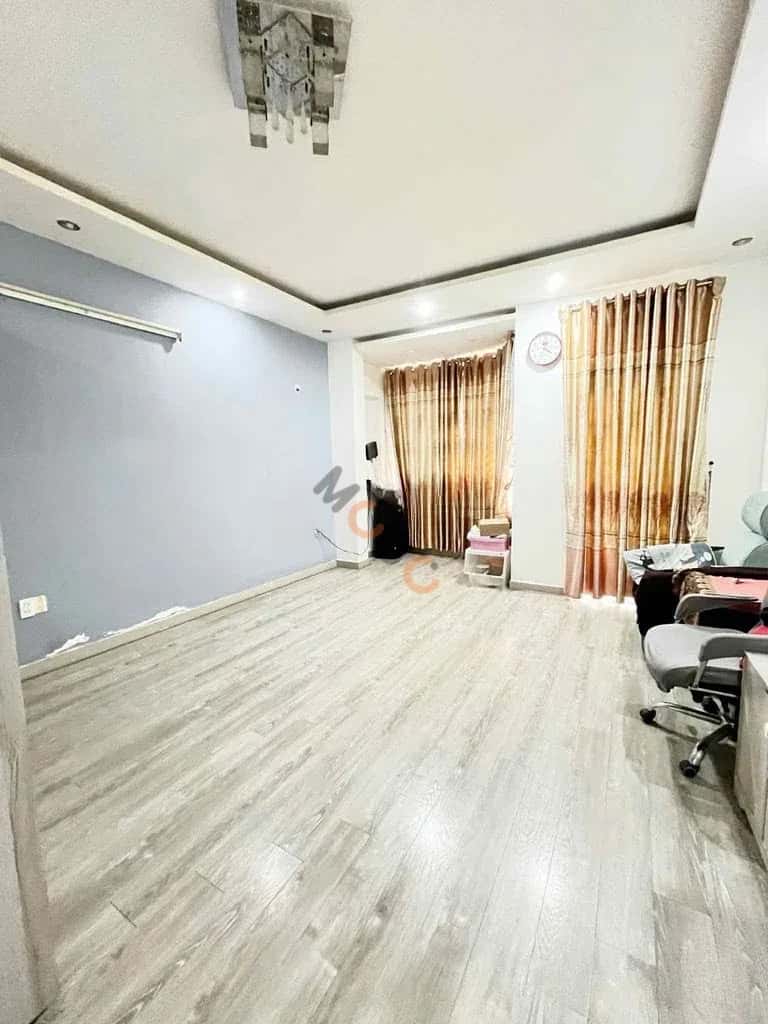 Cho thuê nhà mặt tiền Bình Tân, TP.HCM – 5 phòng ngủ, giá 20 triệu — Hình 3