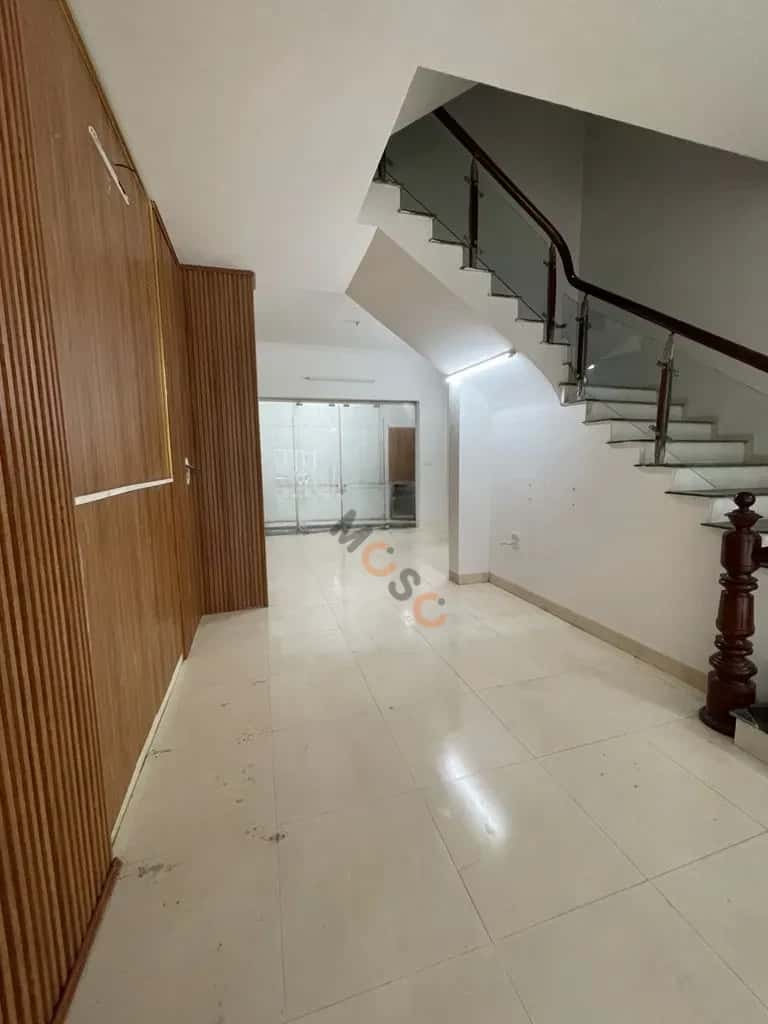 Cho thuê nhà hẻm Phố Văn Khê Kiến Hưng, Hà Nội – 4 phòng ngủ, giá 16 triệu — Hình 3