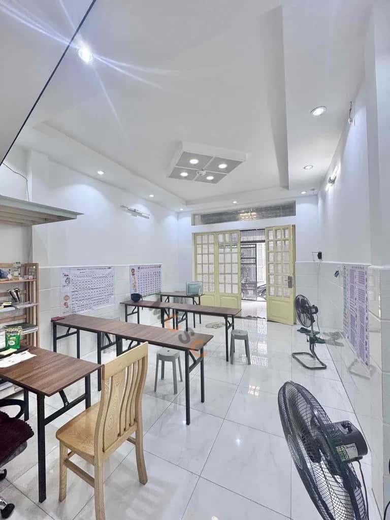 Cho thuê BĐS khác Đường Lê Văn Quới Bình Tân, TP.HCM – 2 phòng ngủ, giá 11.5 triệu