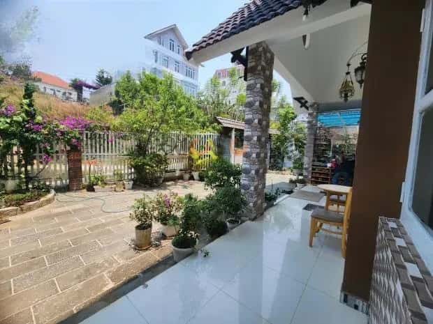 Cho thuê nhà hẻm Nguyễn Hữu Cảnh Thành phố Đà Lạt, Lâm Đồng – 11 phòng ngủ, giá 40 triệu — Hình 2