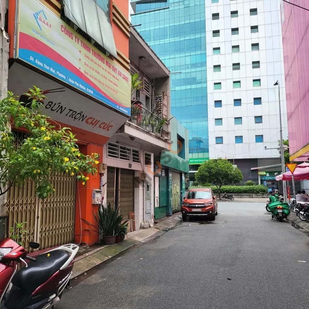 Bán nhà mặt tiền Đặng Thai Mai Quận Phú Nhuận, TP.HCM – 5 phòng ngủ, giá 25 tỷ Bán nhà mặt tiền Đặng Thai Mai Quận Phú Nhuận, TP.HCM – 5 phòng ngủ, giá 25 tỷ