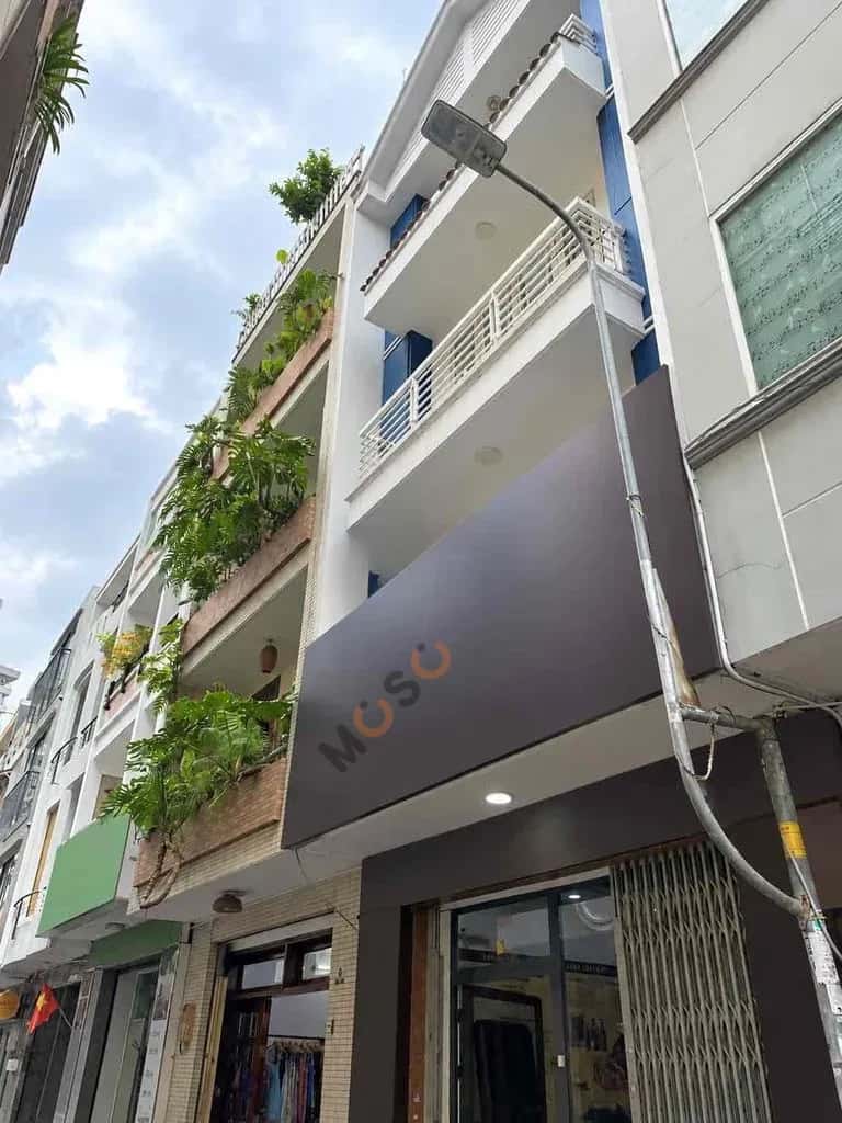 Cho thuê nhà mặt tiền Đường Hoa Phượng Quận Phú Nhuận, TP.HCM – giá 27 triệu — Hình 2 Cho thuê nhà mặt tiền Đường Hoa Phượng Quận Phú Nhuận, TP.HCM – giá 27 triệu — Hình 2