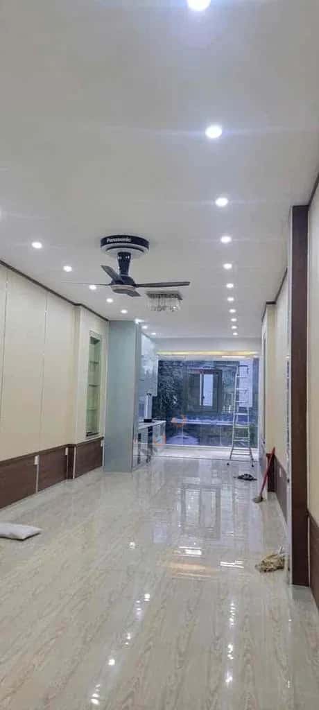 Cho thuê nhà mặt tiền Đường Trường Chinh Tân Bình, TP.HCM – 6 phòng ngủ, giá 35 triệu — Hình 2
